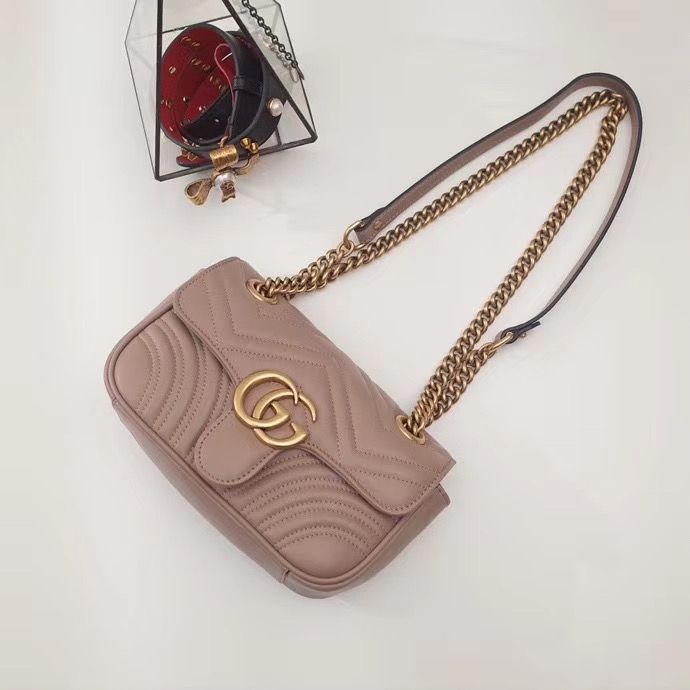 Gucci Marmont GG 22 cm