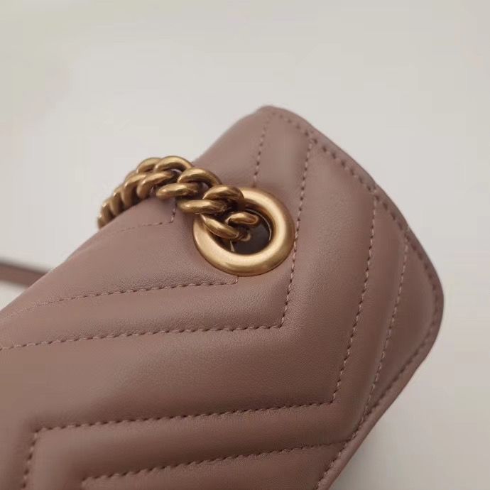 Gucci Marmont GG 22 cm