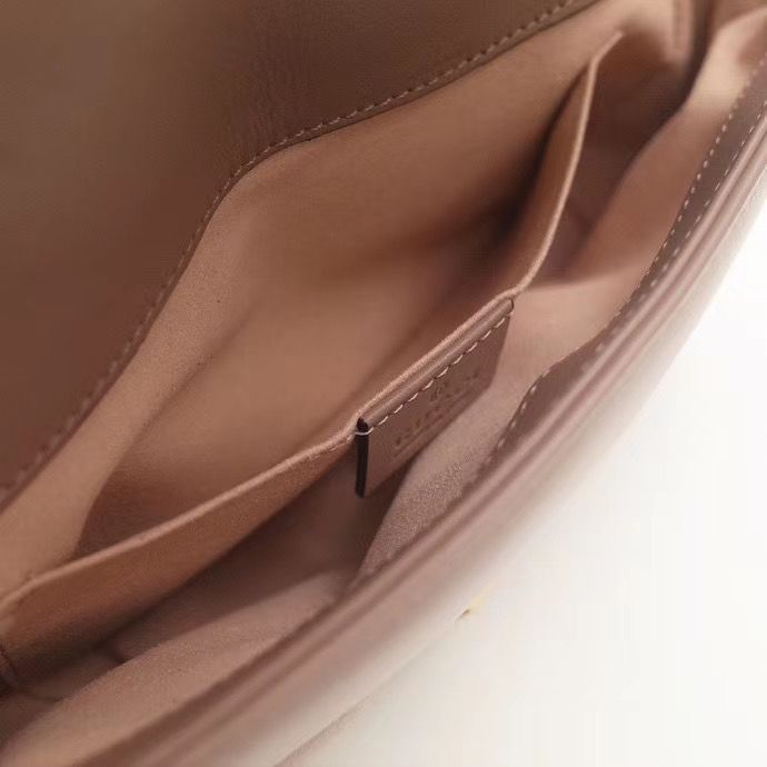 Gucci Marmont GG 22 cm