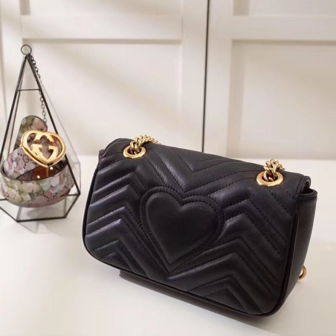 Gucci Marmont GG 22 cm