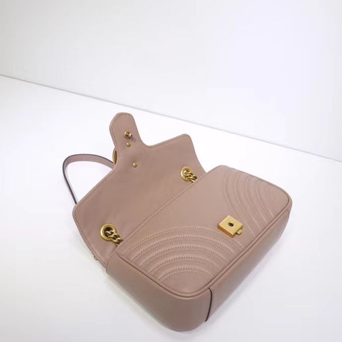 Gucci Marmont GG 26 cm