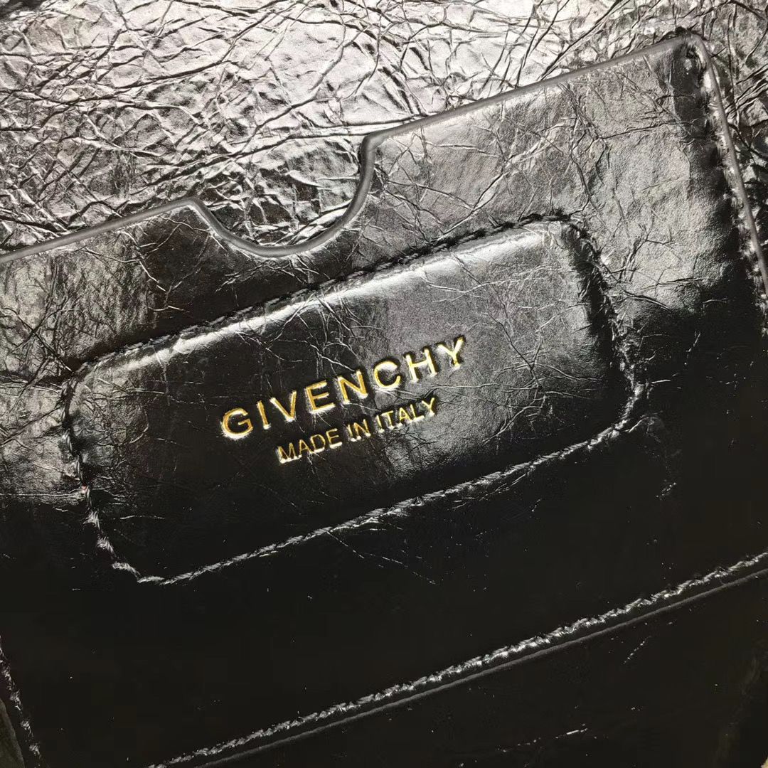 Givenchy ID Medium 29 cm
