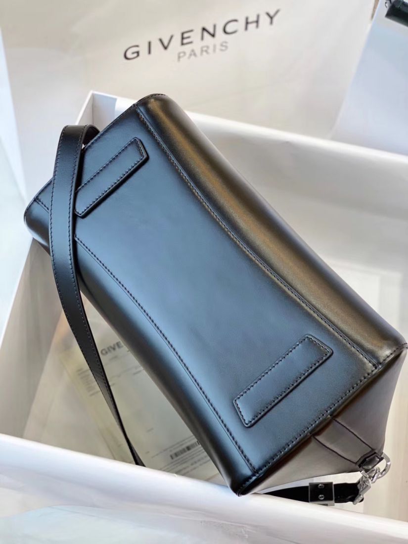 Givenchy Antigona 33 cm