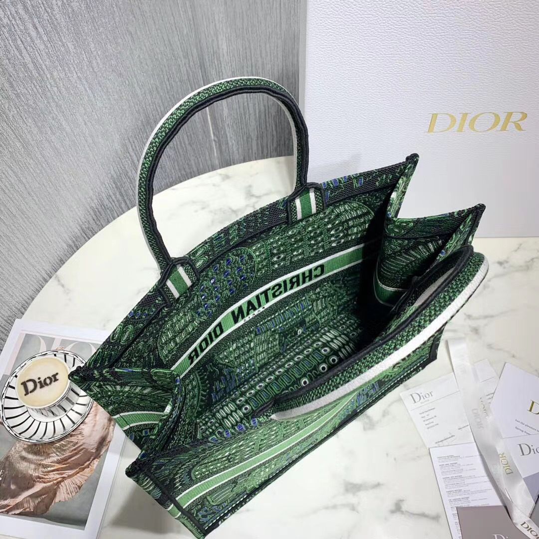 Dior Tote Book 41 cm