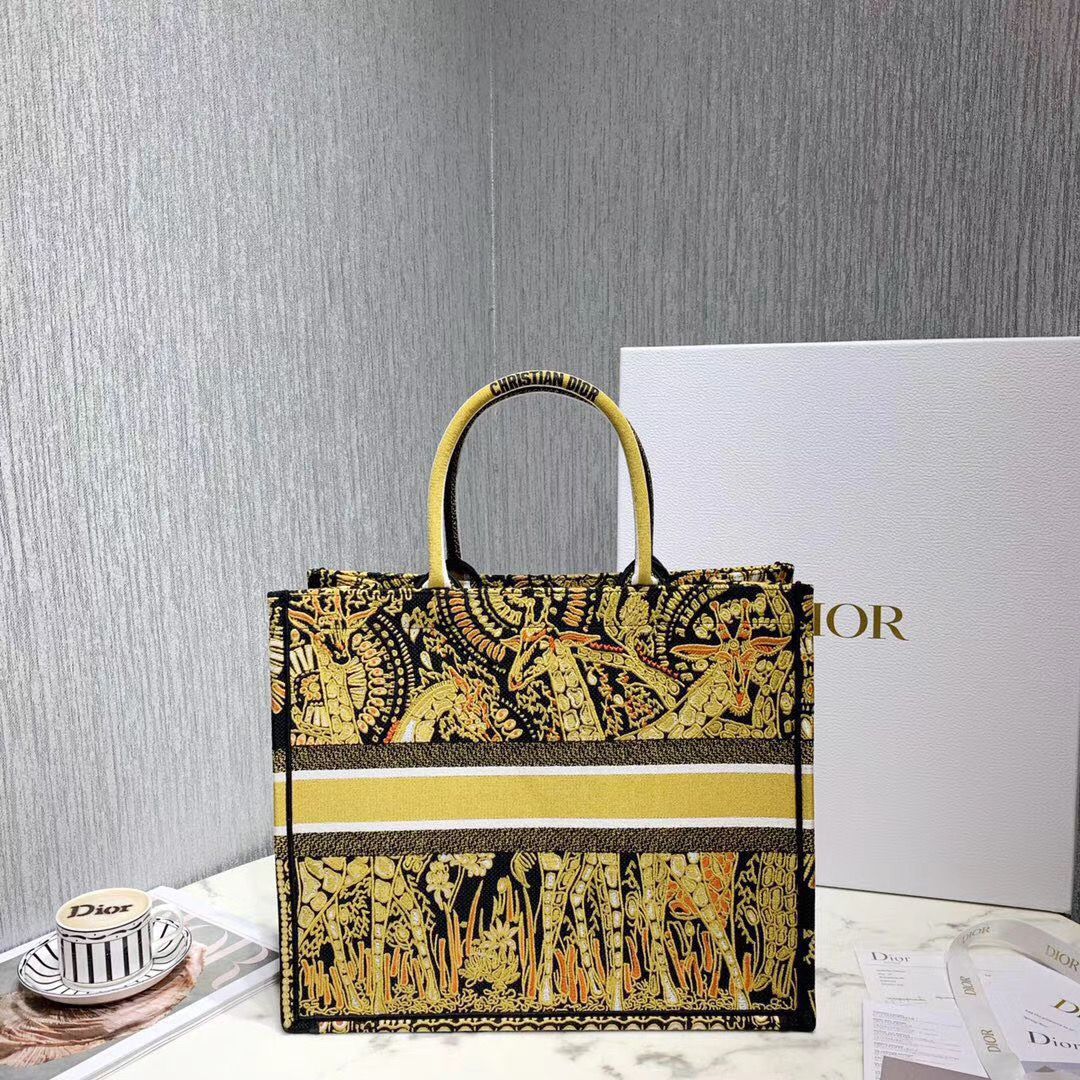 Dior Tote Book 41 cm