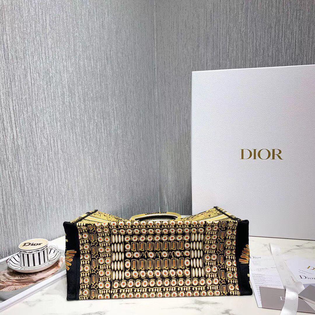 Dior Tote Book 41 cm