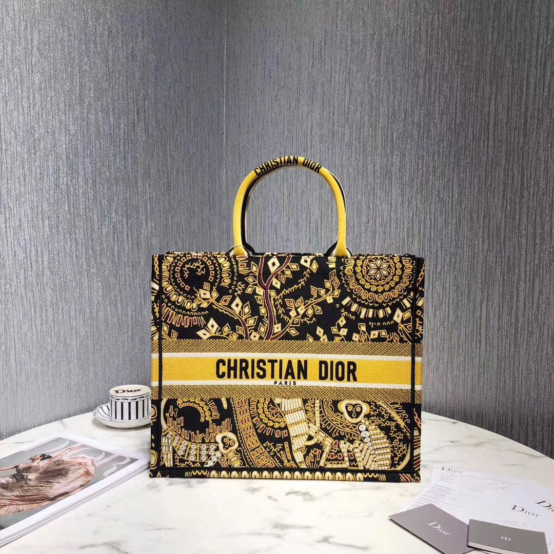 Dior Tote Book 41 cm