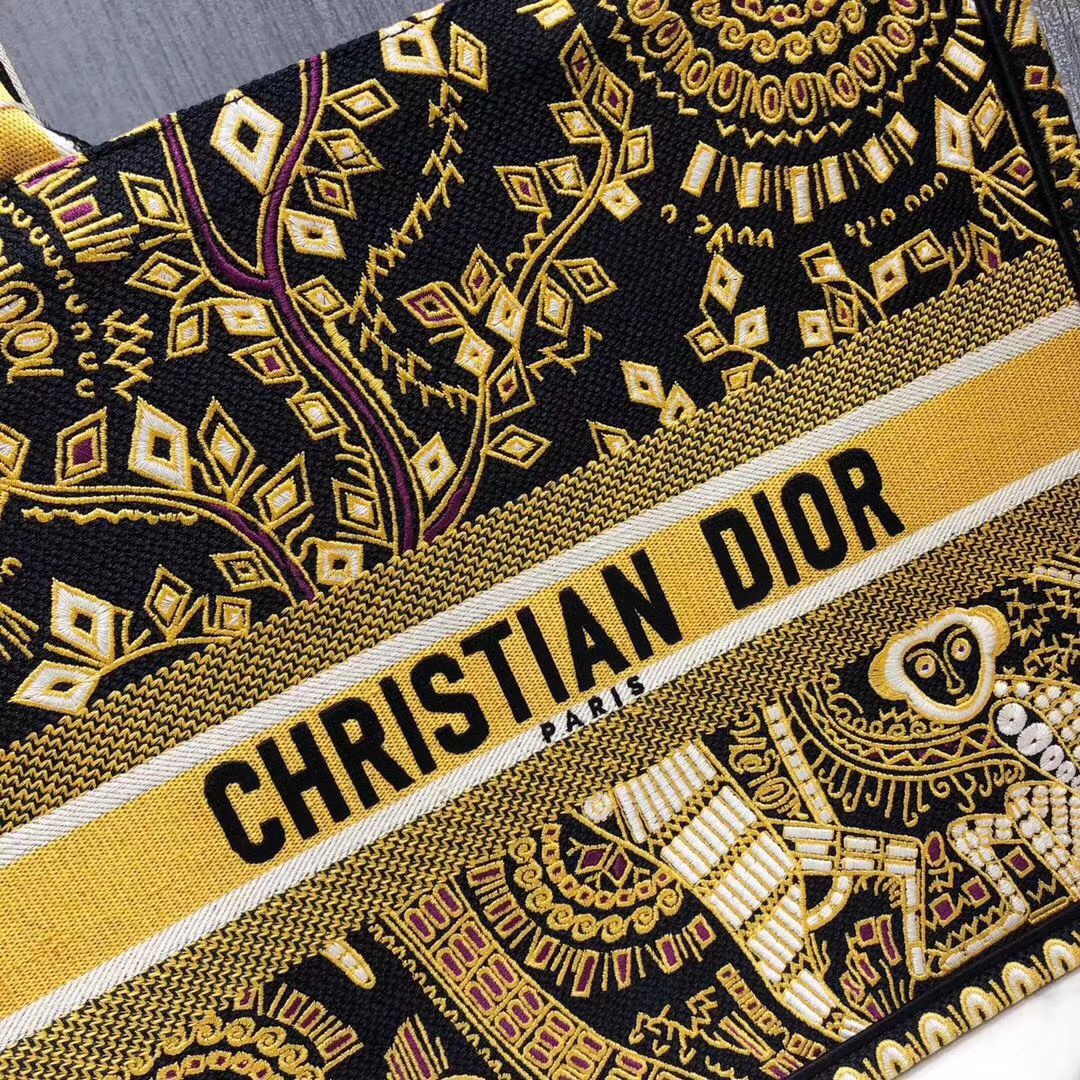 Dior Tote Book 41 cm