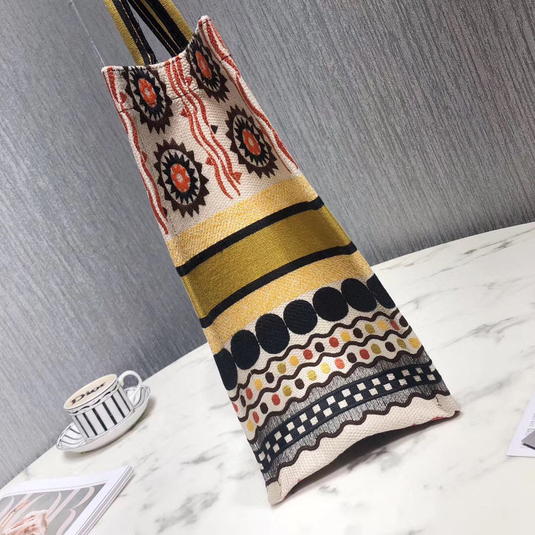 Dior Tote Book 41 cm