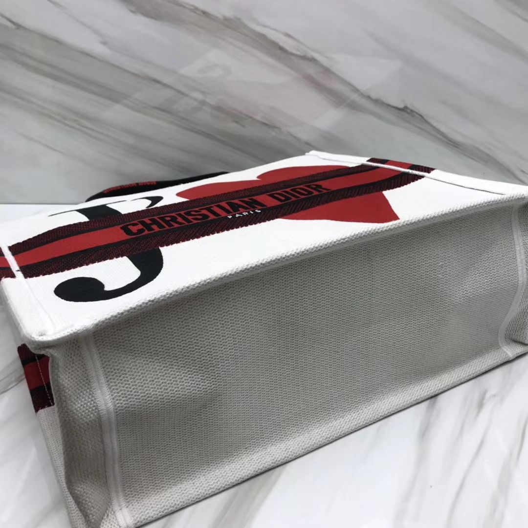Dior Tote Book 41 cm