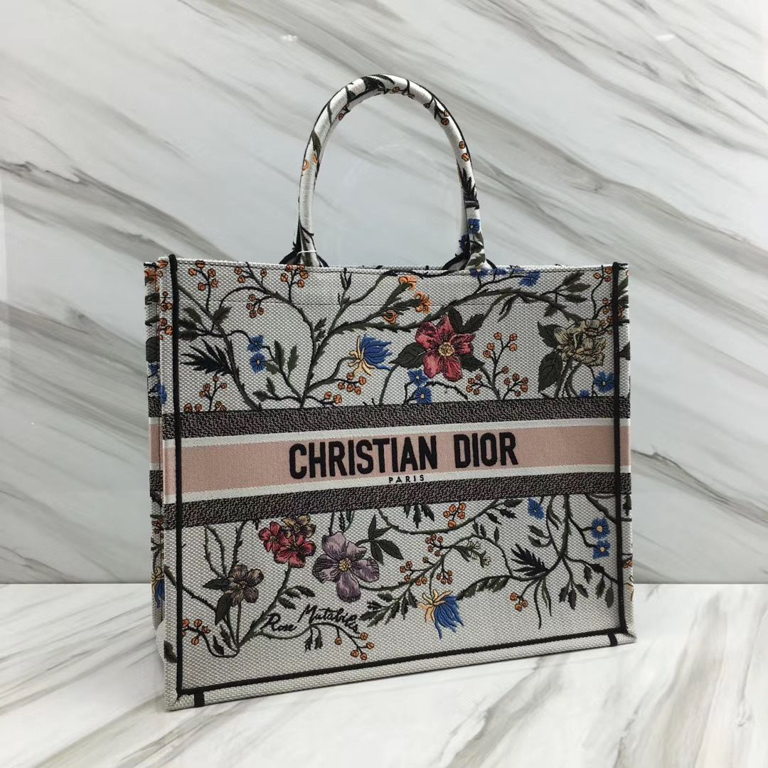 Dior Tote Book 41 cm