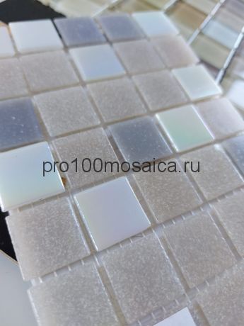 Stone Gray V-1711 Плитка мозаика для бассейнов серая стекло чип 20*20 CLASSIC, 327*327*4 (ORRO Mosaic)