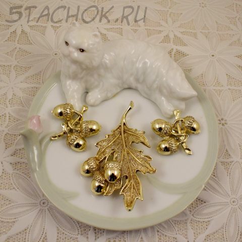Брошь и клипсы "Желуди" (США)