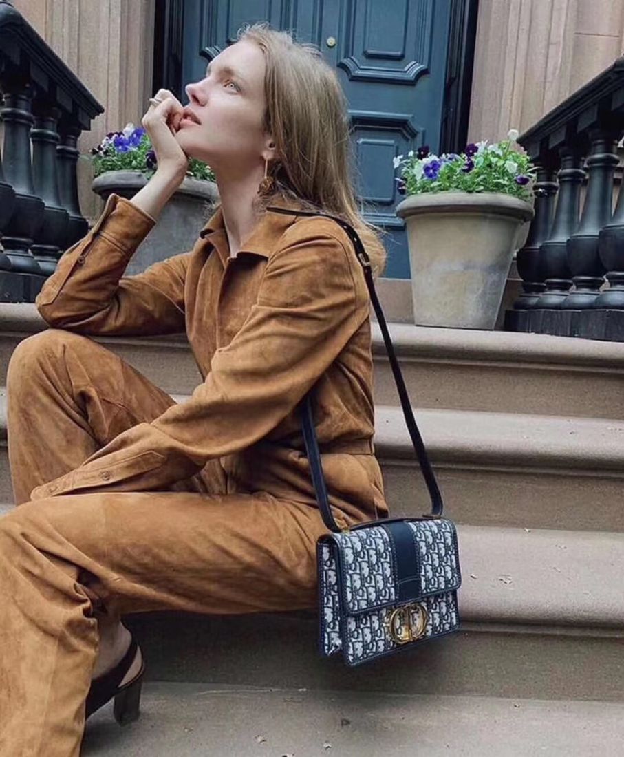 Dior Montaigne30 24 cm