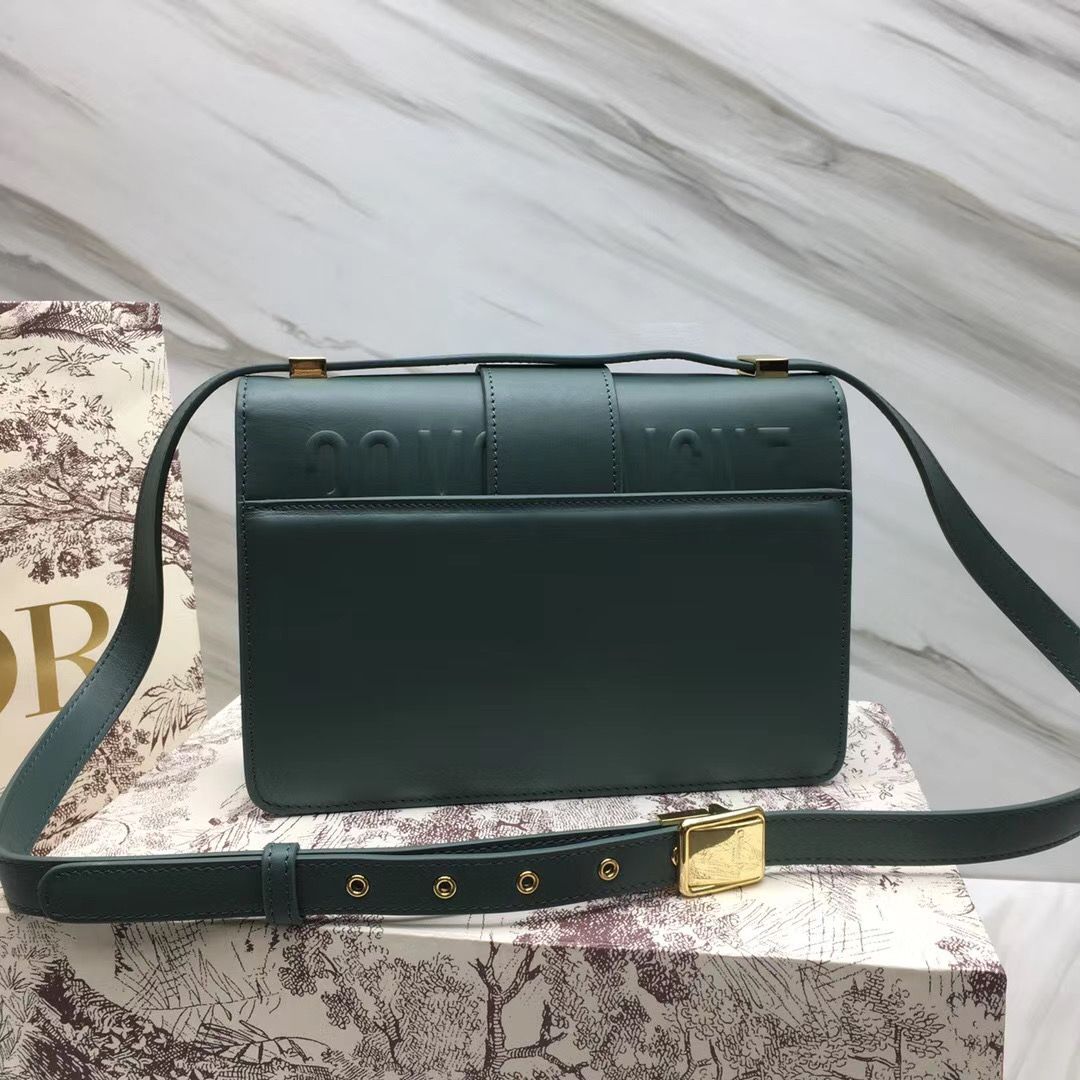 Dior Montaigne30 24 cm
