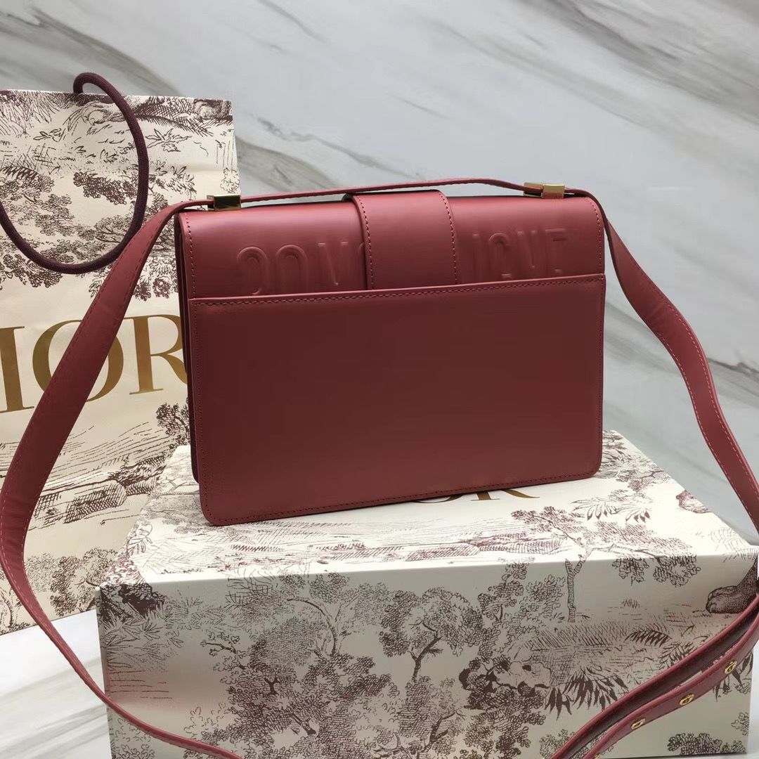 Dior Montaigne30 24 cm