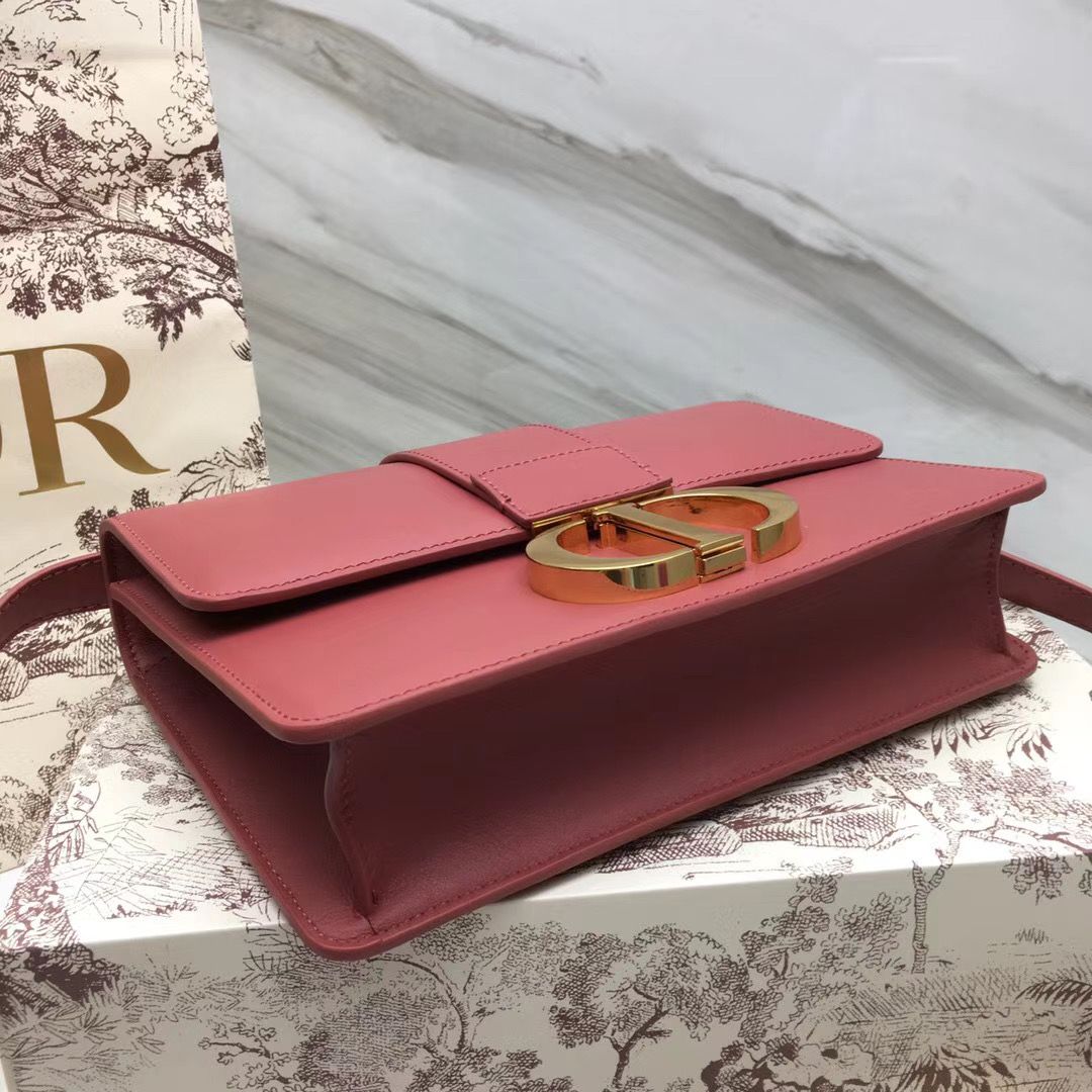 Dior Montaigne30 24 cm