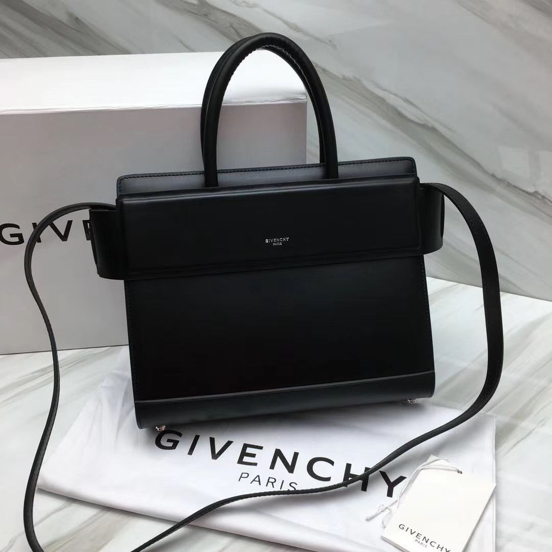 Givenchy Horizon 28 сm