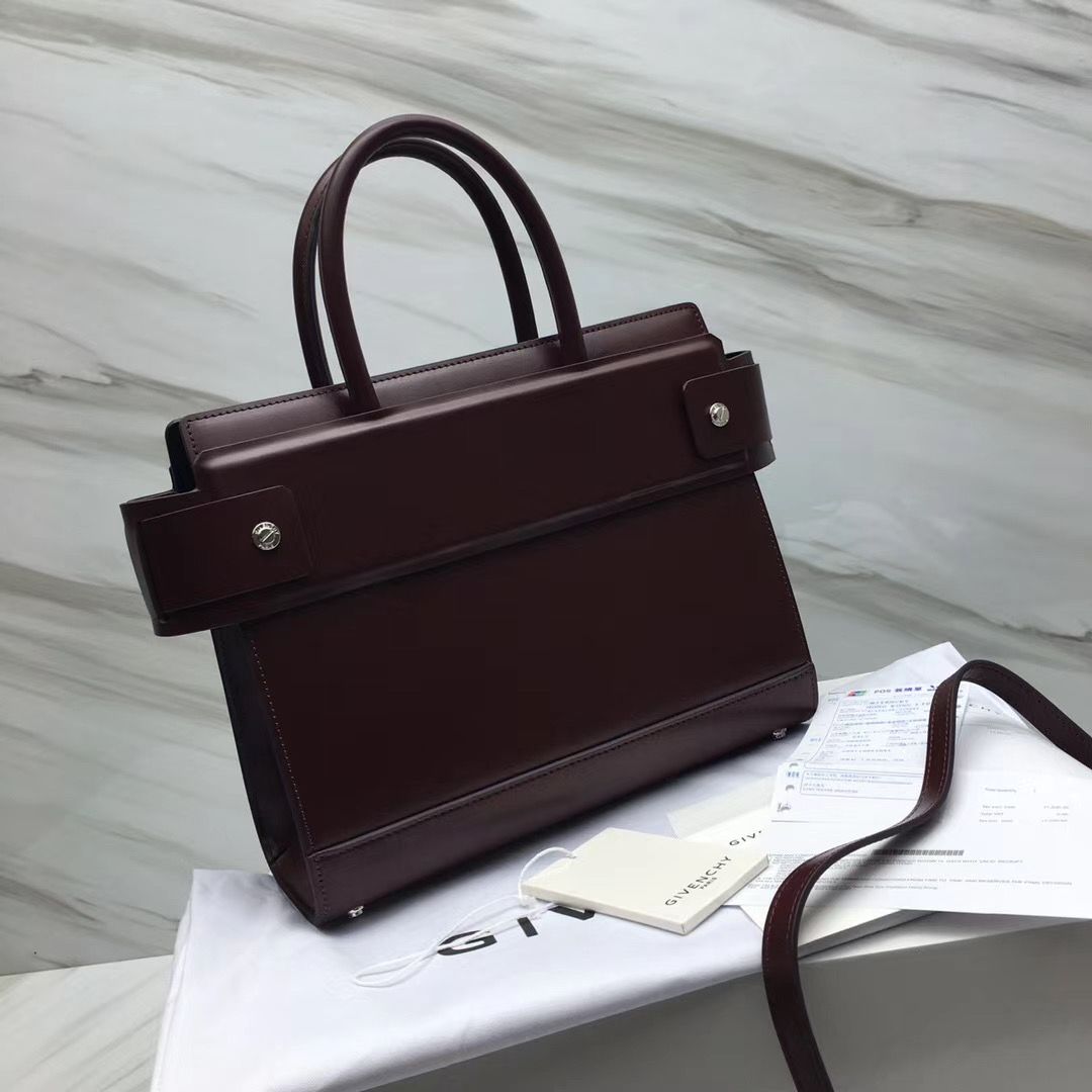 Givenchy Horizon 28 сm