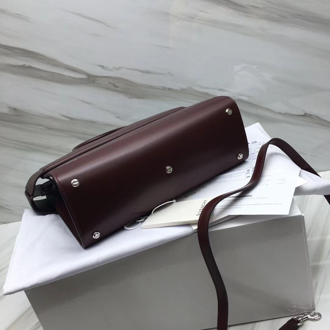 Givenchy Horizon 28 сm