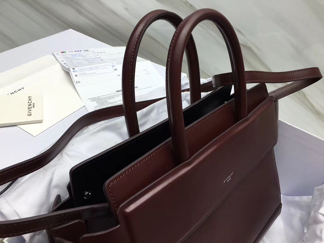 Givenchy Horizon 28 сm