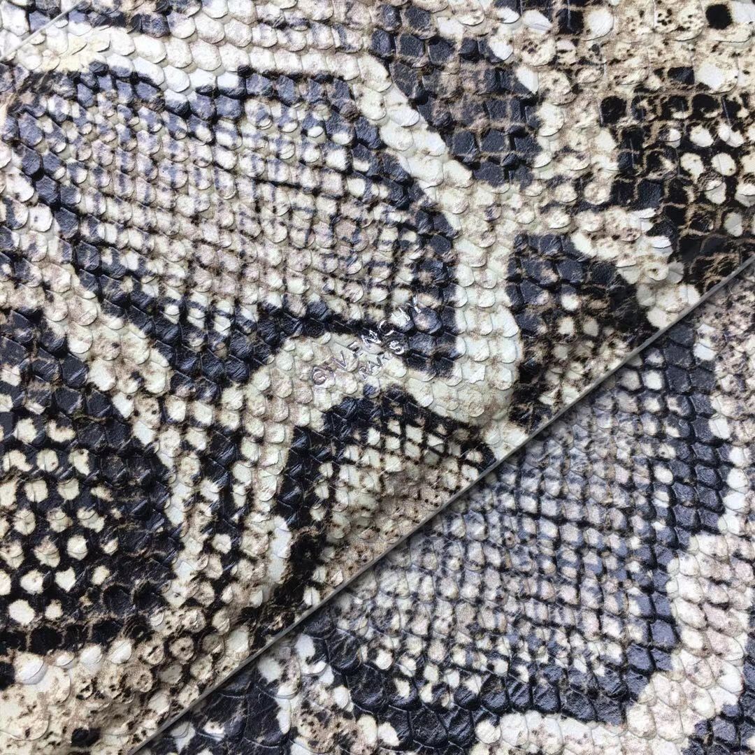 Givenchy Horizon 35 cm