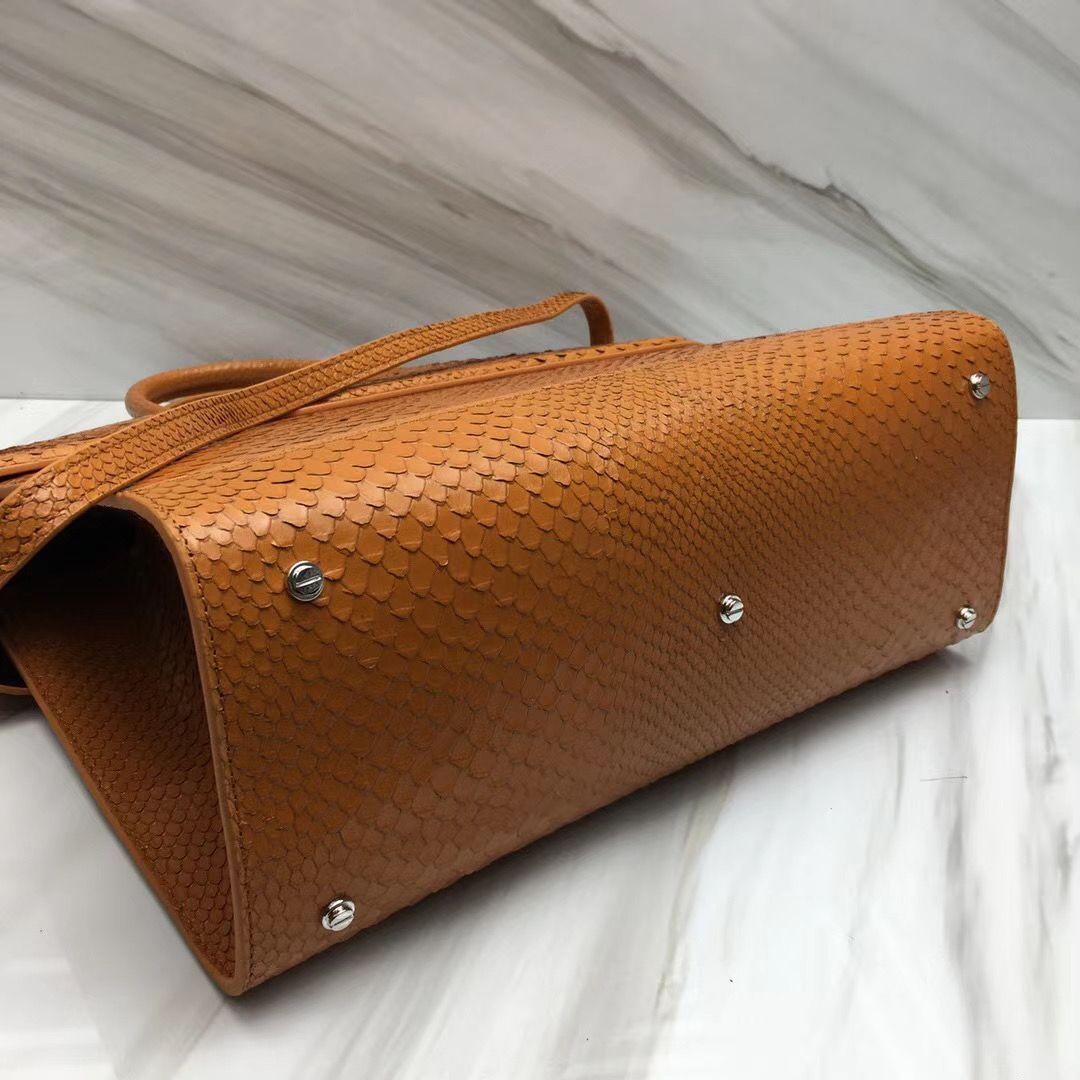 Givenchy Horizon 35 cm