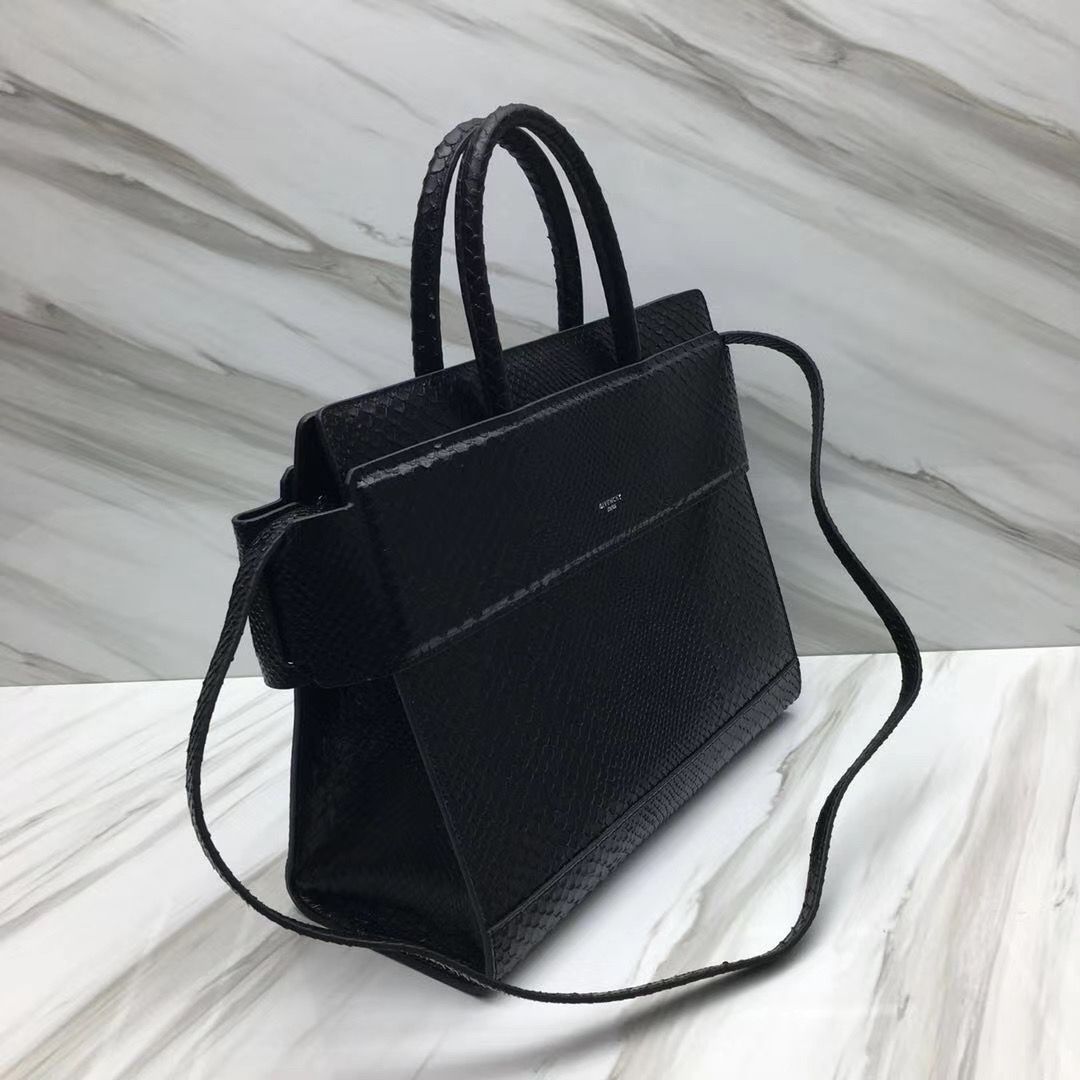 Givenchy Horizon 35 cm