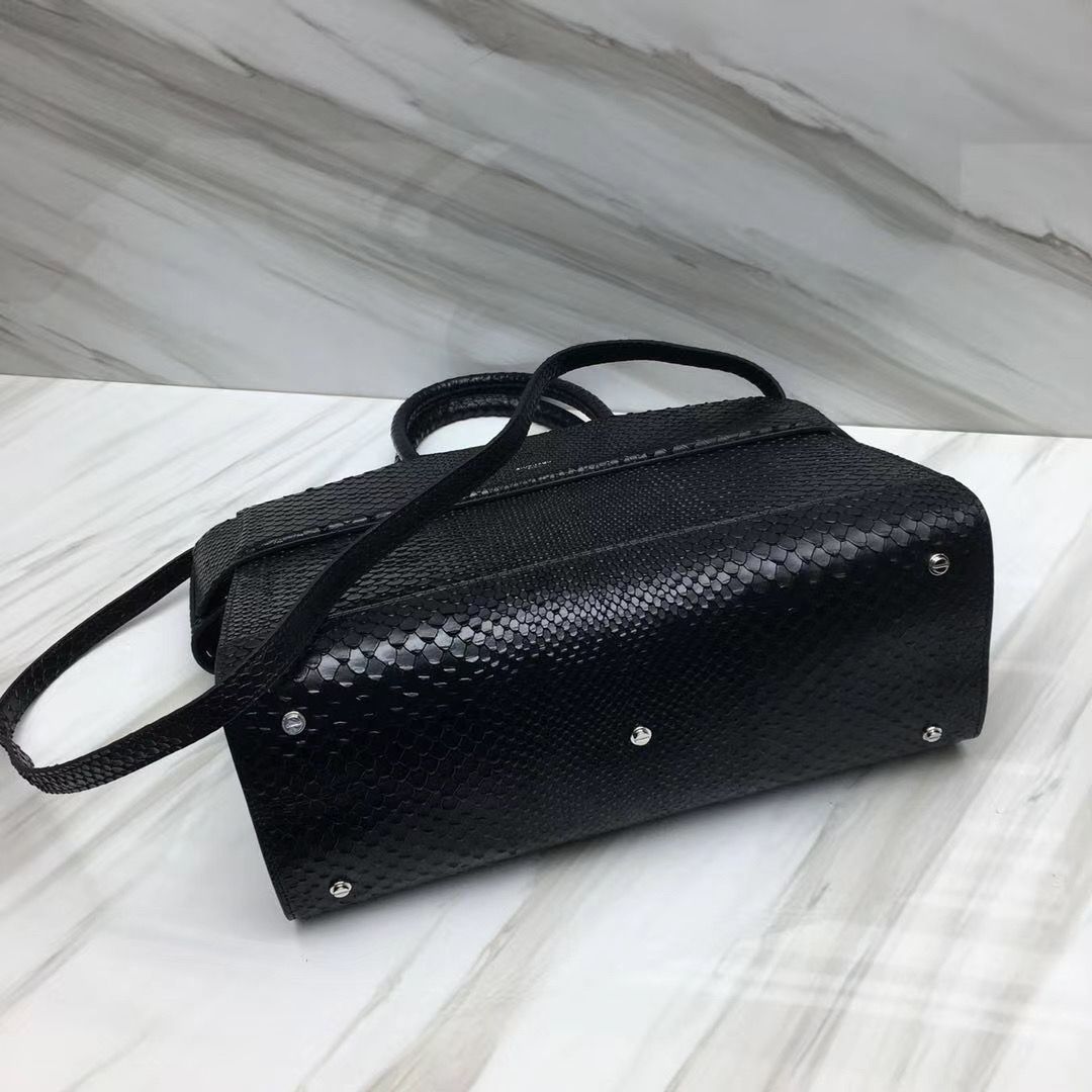 Givenchy Horizon 35 cm