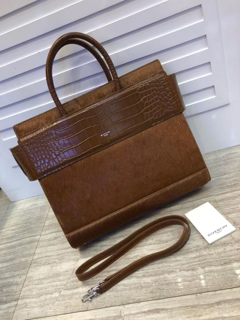 Givenchy Horizon 35 cm