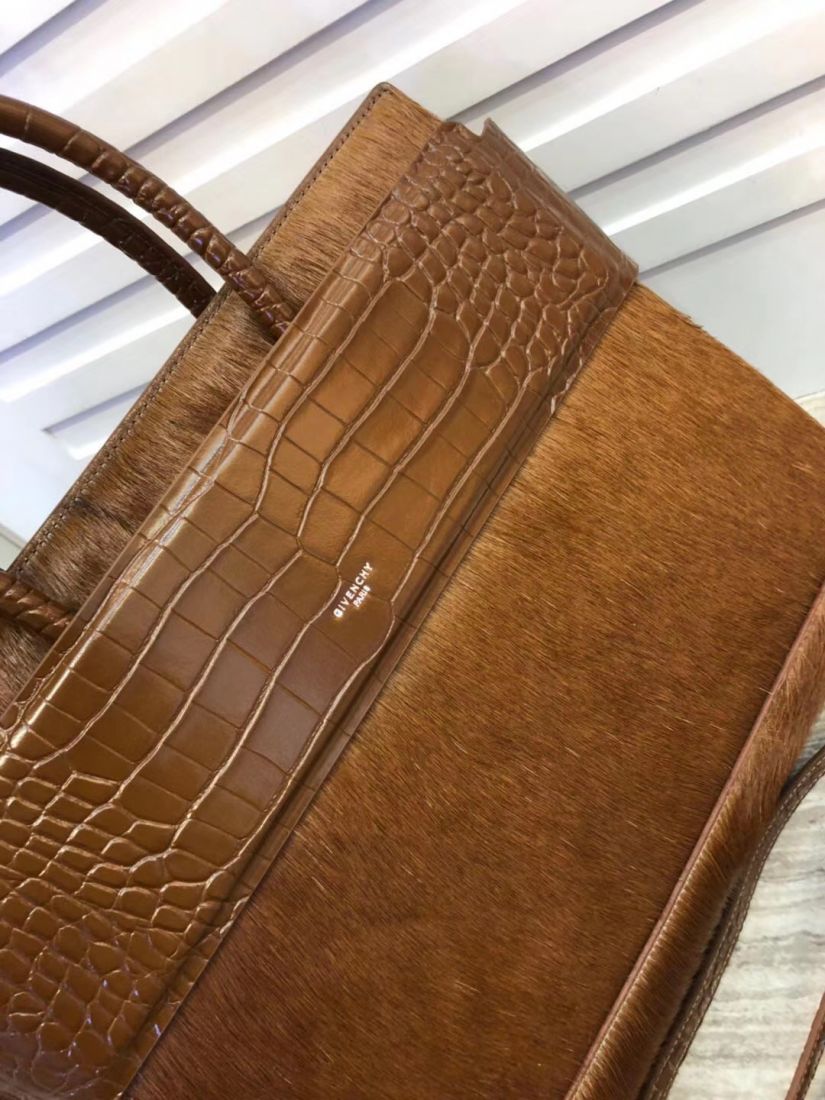 Givenchy Horizon 35 cm