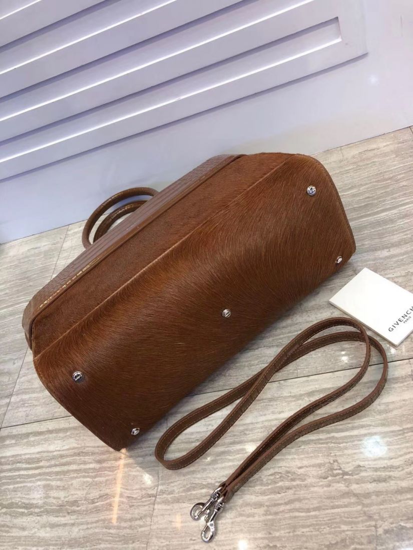 Givenchy Horizon 35 cm