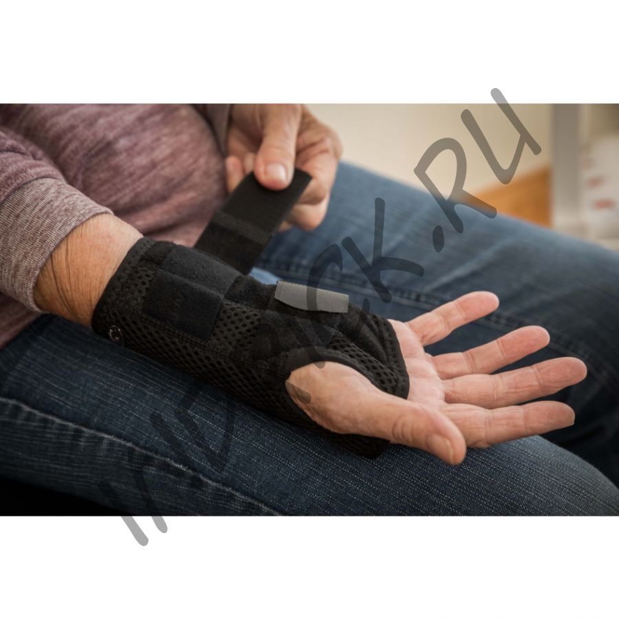 Бандаж на запястье Carpus 1