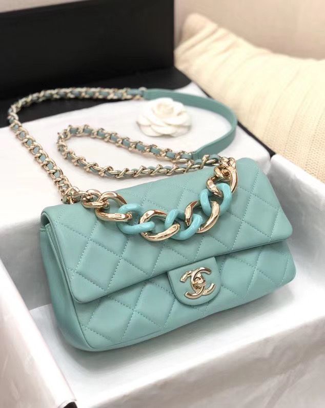 Chanel 24 cm