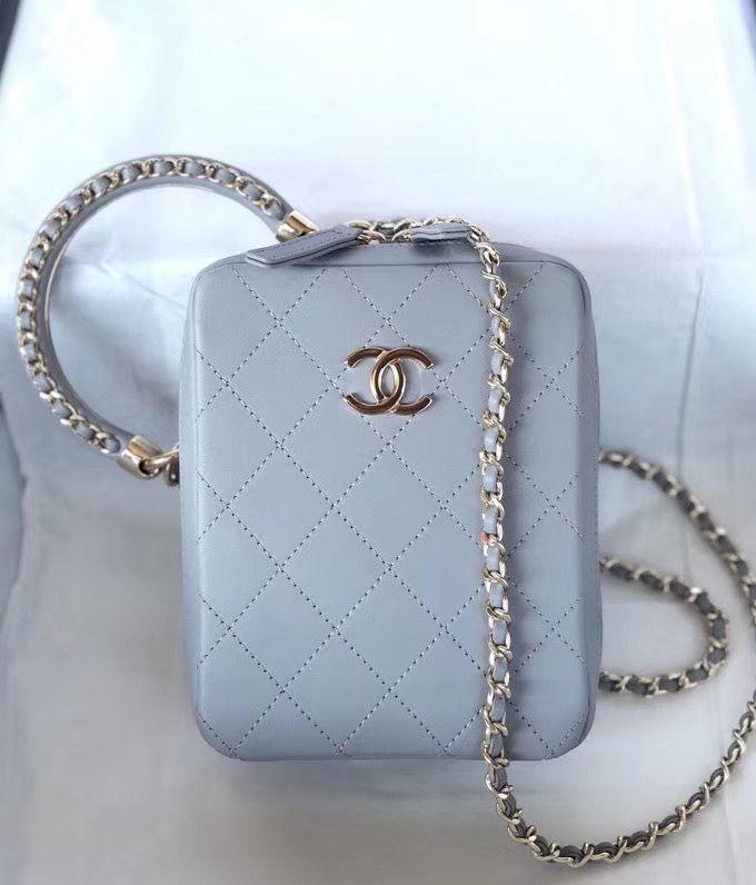 Chanel 17 cm