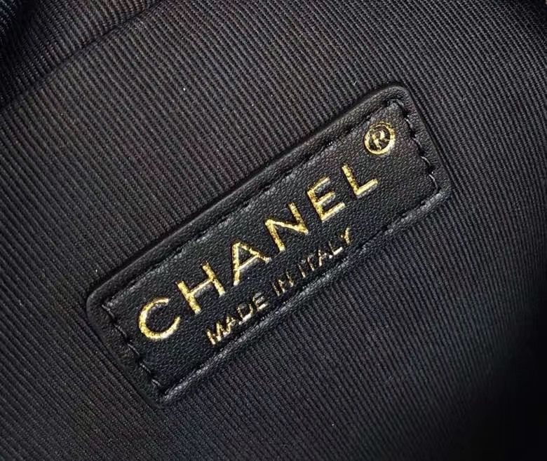 Chanel 17 cm