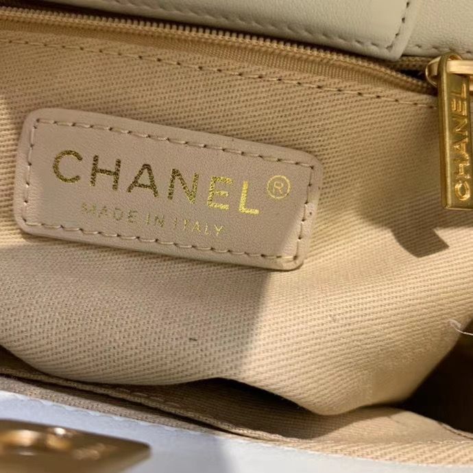 Chanel 32 cm
