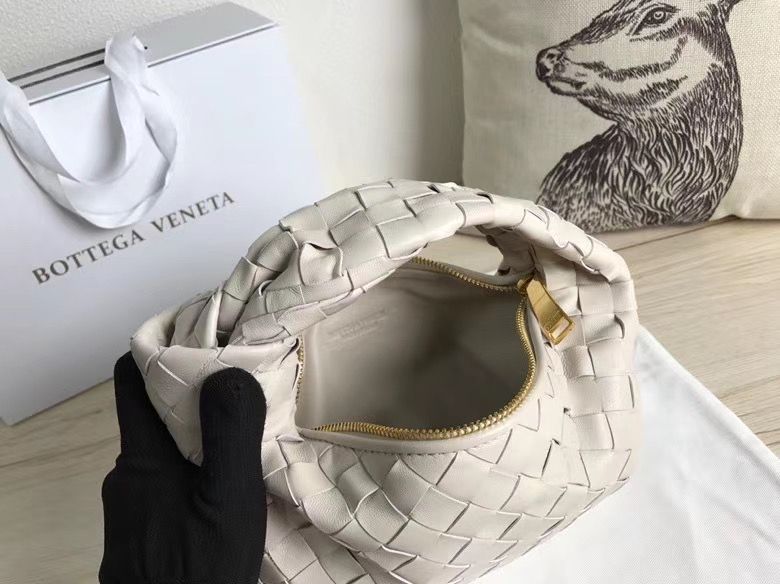 Bottega Veneta 27 cm