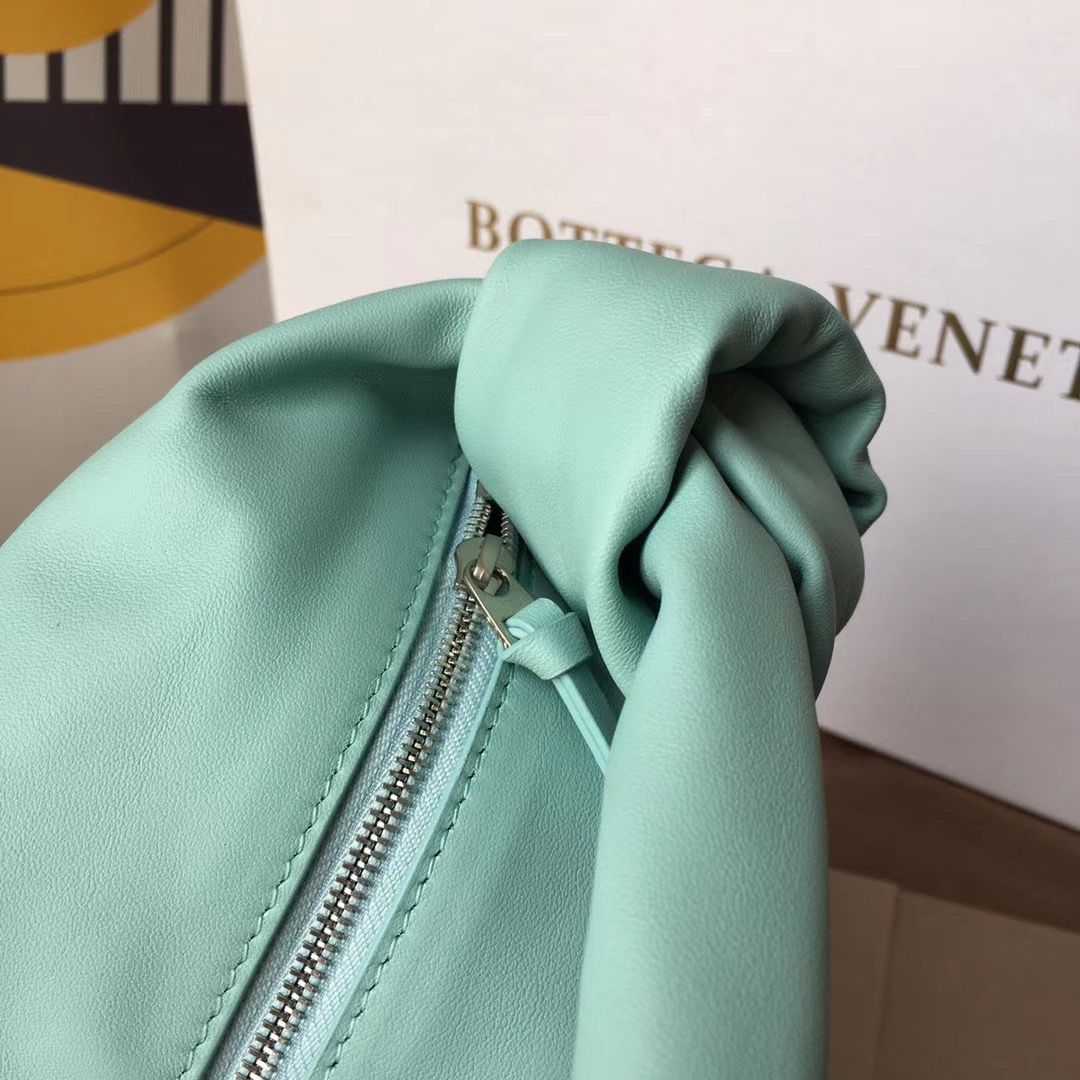 Bottega Veneta mini Jodie 29 Cm