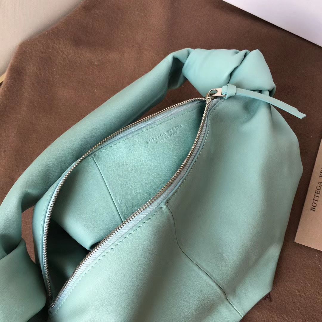 Bottega Veneta mini Jodie 29 Cm