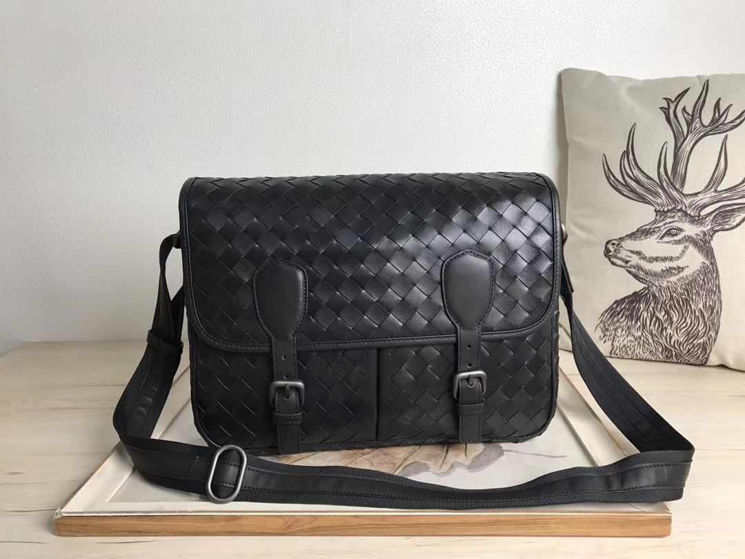 Bottega Veneta 35 cm