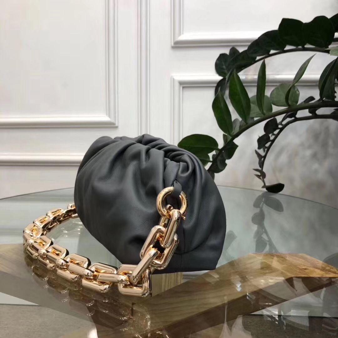 Bottega Veneta The Pouch 30 cm