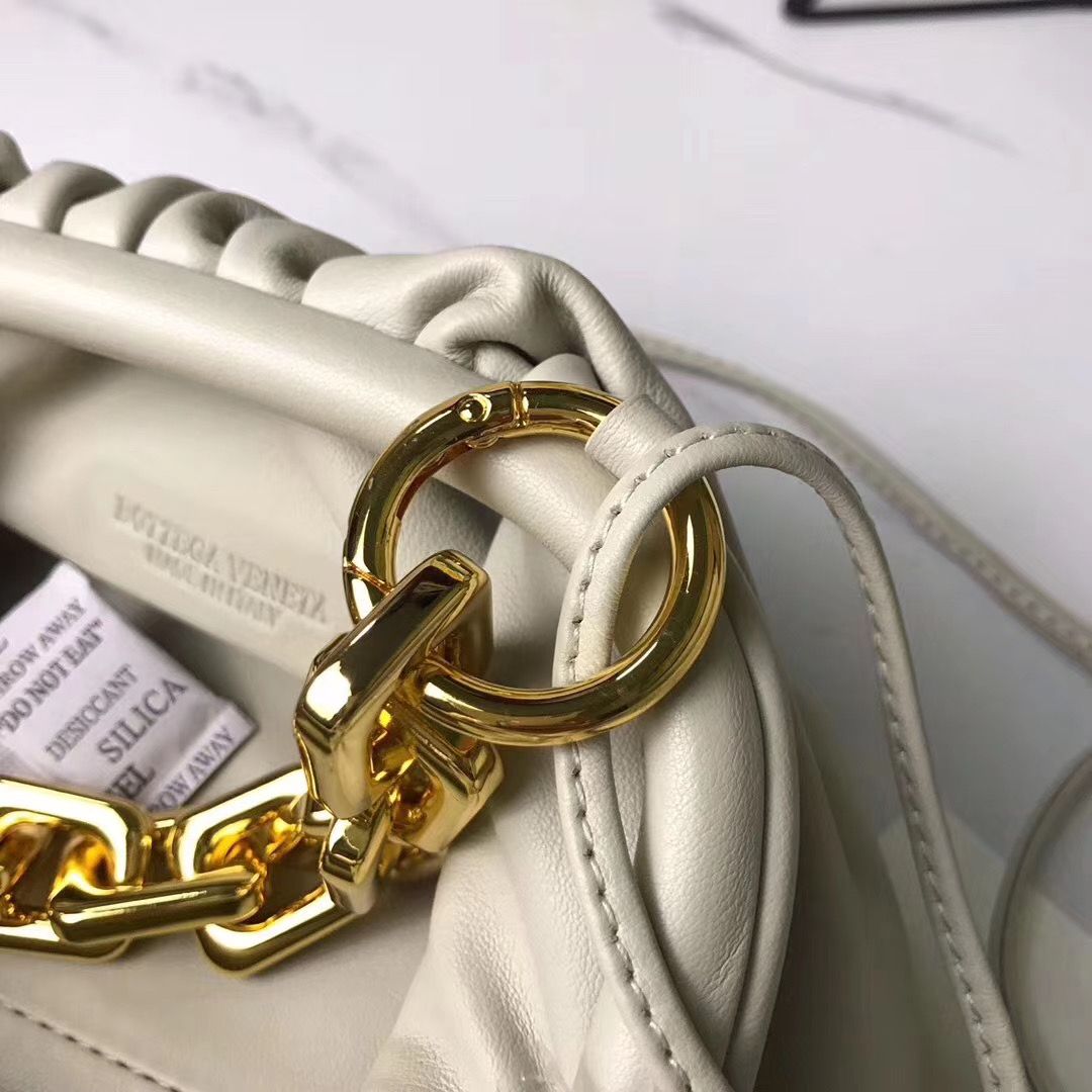 Bottega Veneta Chain Pouch 22 cm