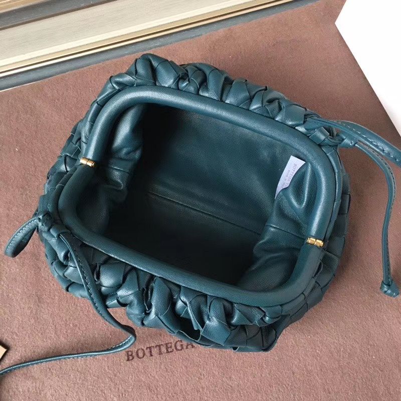 Bottega Veneta The Pouch 22 cm