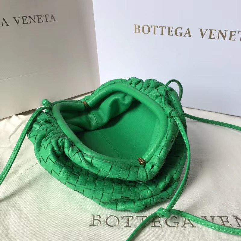 Bottega Veneta The Pouch 22 cm