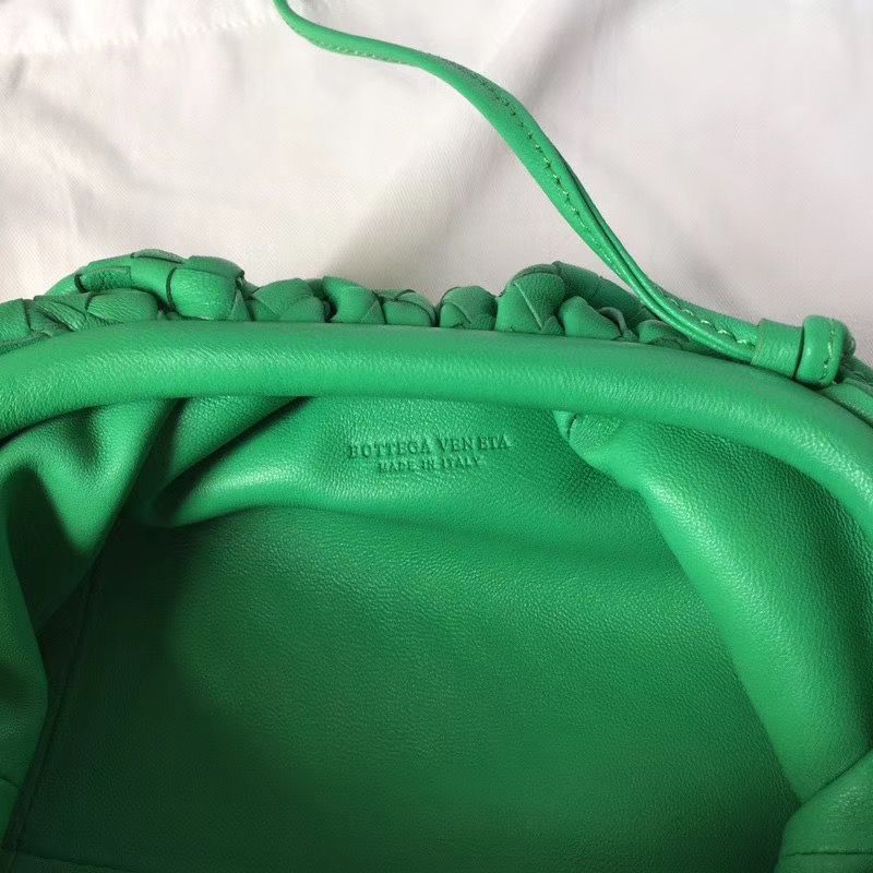 Bottega Veneta The Pouch 22 cm