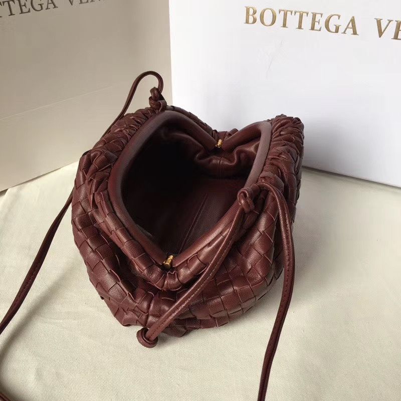 Bottega Veneta The Pouch 22 cm
