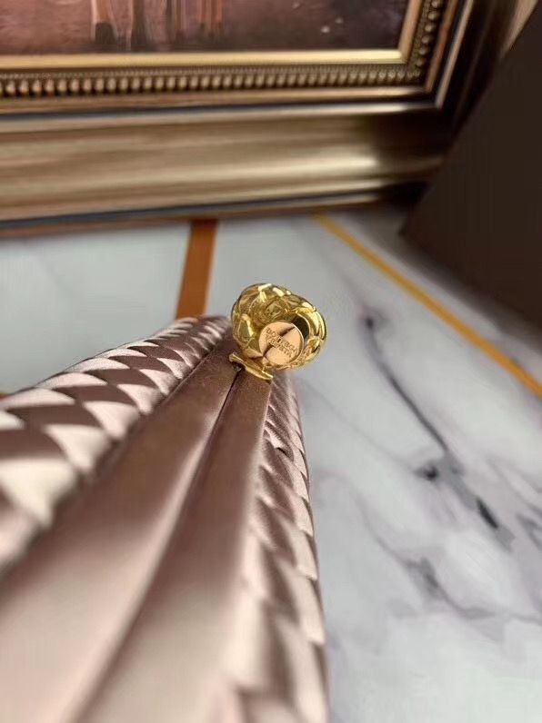 Bottega Veneta Kont 25 cm