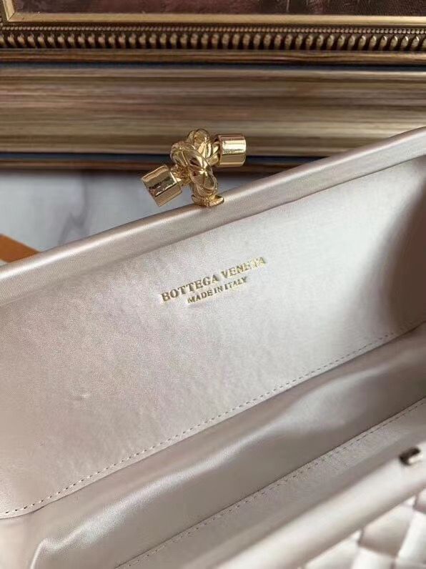 Bottega Veneta Kont 25 cm