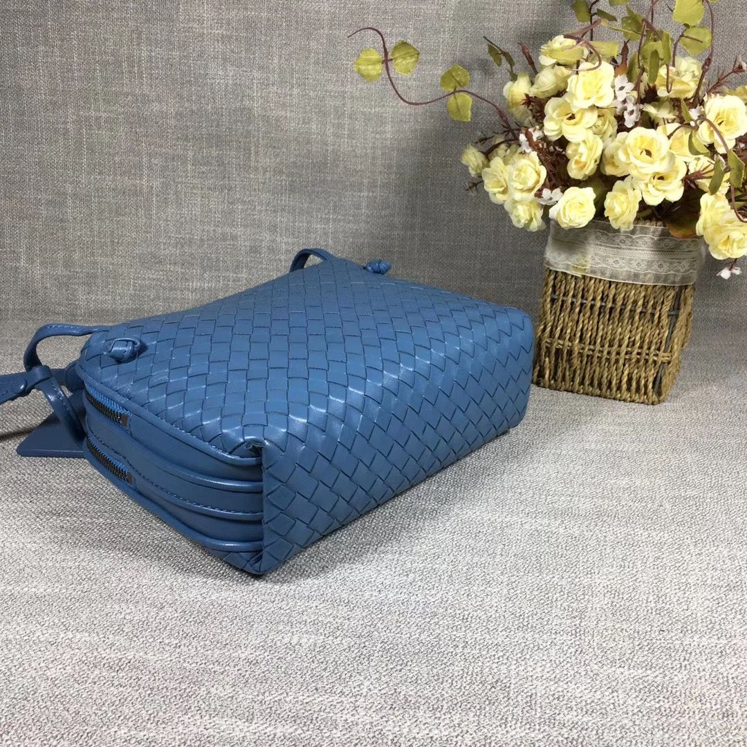 Bottega Veneta 23 cm два замка